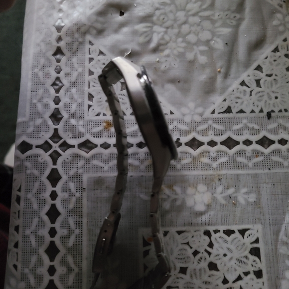 CITIZEN BLUE DIAL ECO-DRIVE MEN'S WATCH - Picture 4 of 5